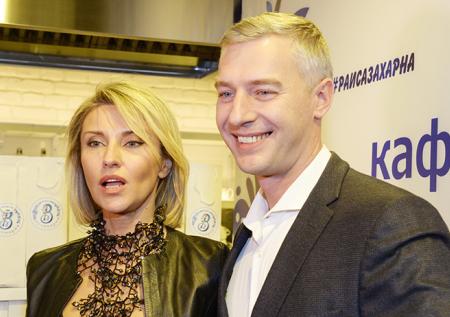Муж Архаровой оправдался перед супругой