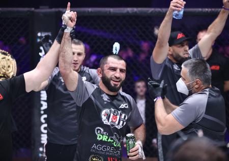 Стал известен чемпион АСА 110 в полусреднем весе