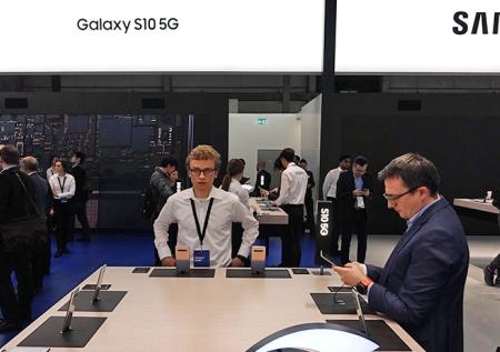 Владельцы Galaxy S10 пожаловались на систему распознавания лиц