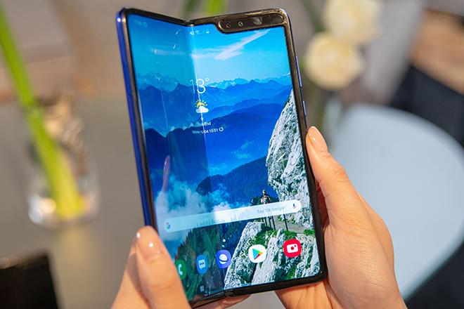 Samsung Galaxy Fold