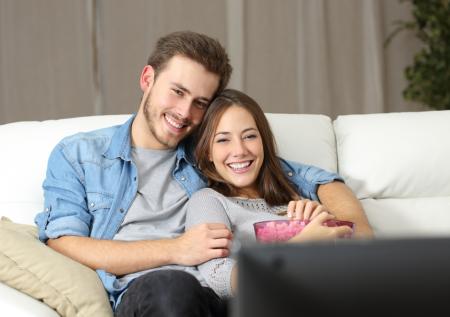 Сериалы-обнимашки для уютного вечера: смотри это, если хочется отвлечься