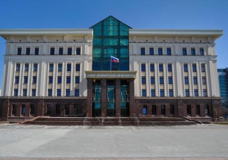 Суды в Петербурге эвакуируют из-за сообщений о взрывчатке