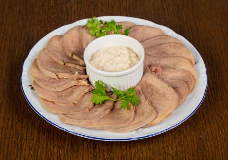 Простой способ приготовить вкусный говяжий язык