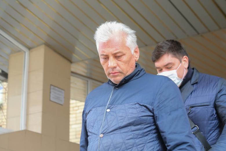 Адвокат экс-министра по делам Открытого правительства Михаила Абызова Александр Вершинин после избрания меры пресечения по делу о покушении на мошенничество у Пресненского суда