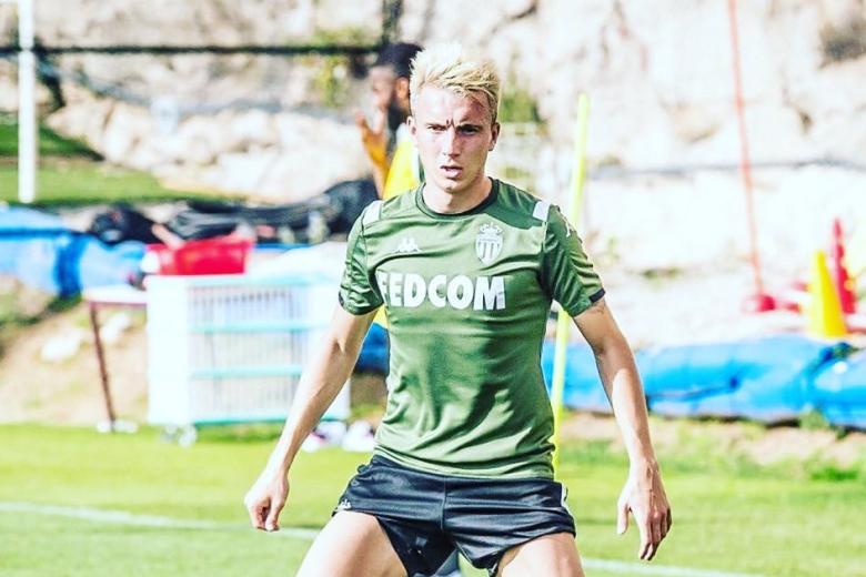 Александр Головин