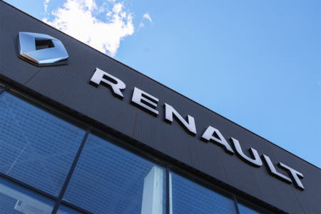 В России вновь начнут собирать автомобили Renault