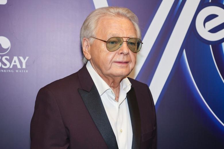 Юрий Антонов