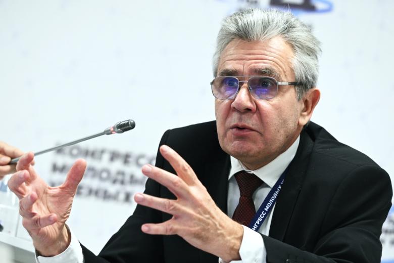 Александр Сергеев