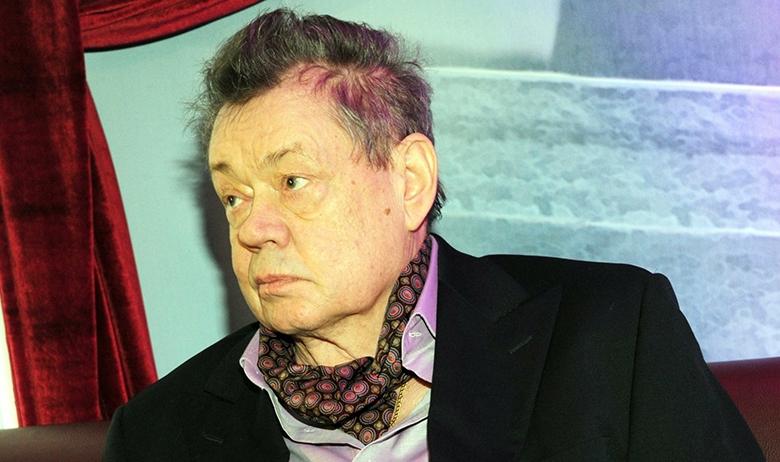 Артист Николай Караченцов