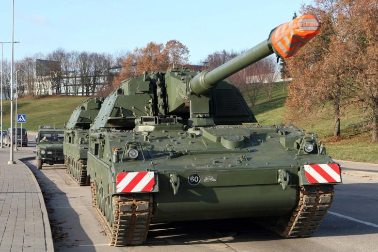Немецкая гаубица PZH 2000