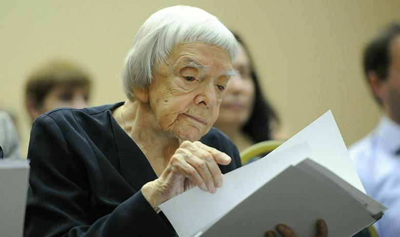 Людмила Алексеева