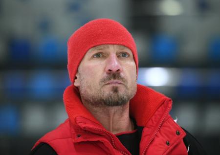 «112»: олимпийского чемпиона Костомарова госпитализировали с пневмонией