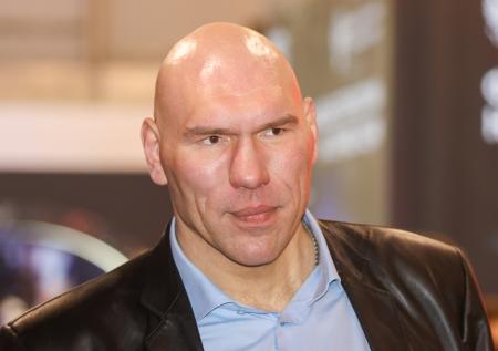 «Досталось санкционное время»: Валуев ответил критикам Позднякова