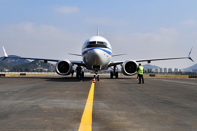 Самолёт Boeing 737 MAX