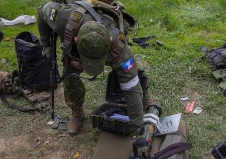 В Лисичанске организовали выставку трофейного оружия