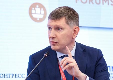Решетников усомнился в производительности бухгалтеров и охранников