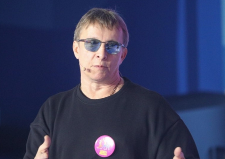 Отец Охлобыстина в годы ВОВ вернул в строй 90% раненых летчиков