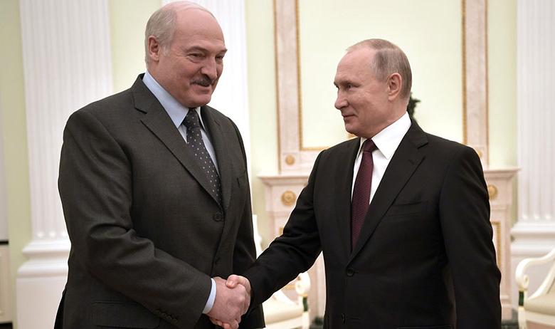 Президенты РФ и Белоруссии Владимир Путин и Александр Лукашенко