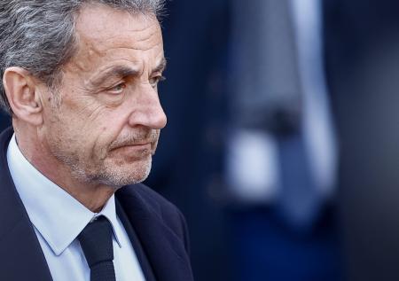Бывший президент Франции объяснил, почему Украине не место в НАТО