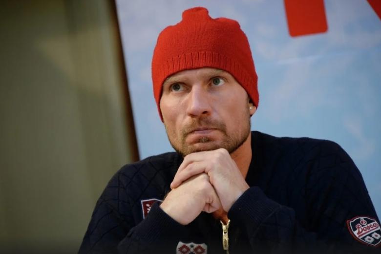 Роман Костомаров