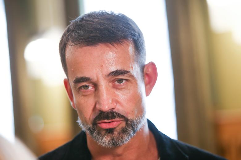 Дмитрий Певцов