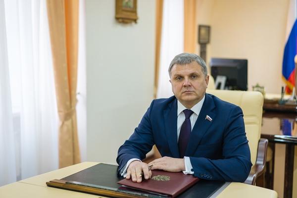 Алексей Константинов