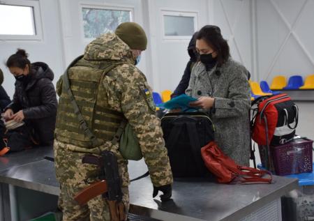 В 2021 году на территорию Украины не пустили рекордное число россиян