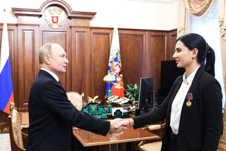 Владимир Путин и Елена Карабет