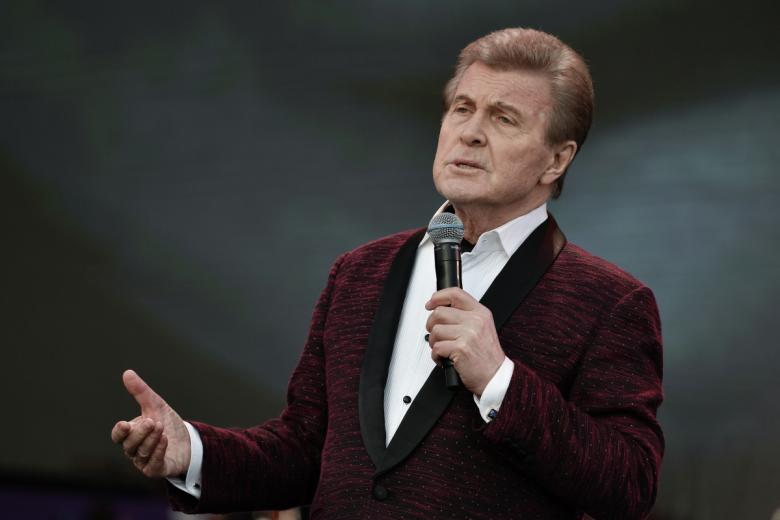 Лев Лещенко