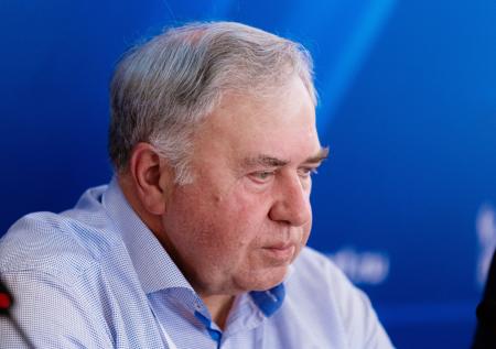 В ОП РФ призвали готовить кадры для отражения информационных атак