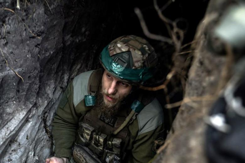 Солдат ВСУ в зоне боевых действий