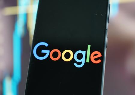 IT-эксперт усомнился в успехе торговой войны Китая против Google