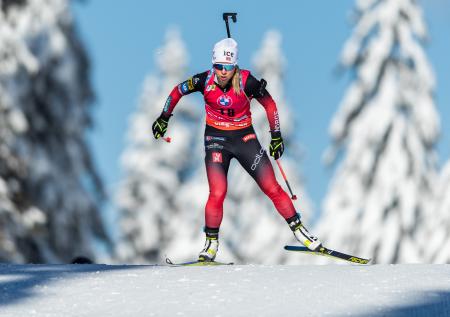 Норвежка Экхофф выиграла спринт на чемпионате мира по биатлону
