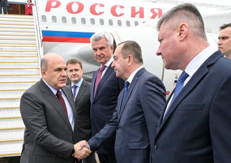 «Навести порядок»: Мишустин оценил новый терминал в аэропорту Магадана