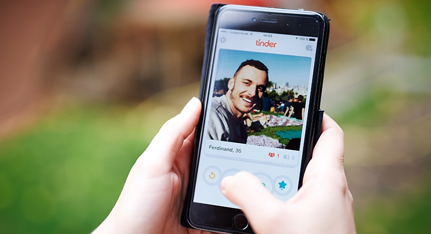 Сервис знакомств Tinder