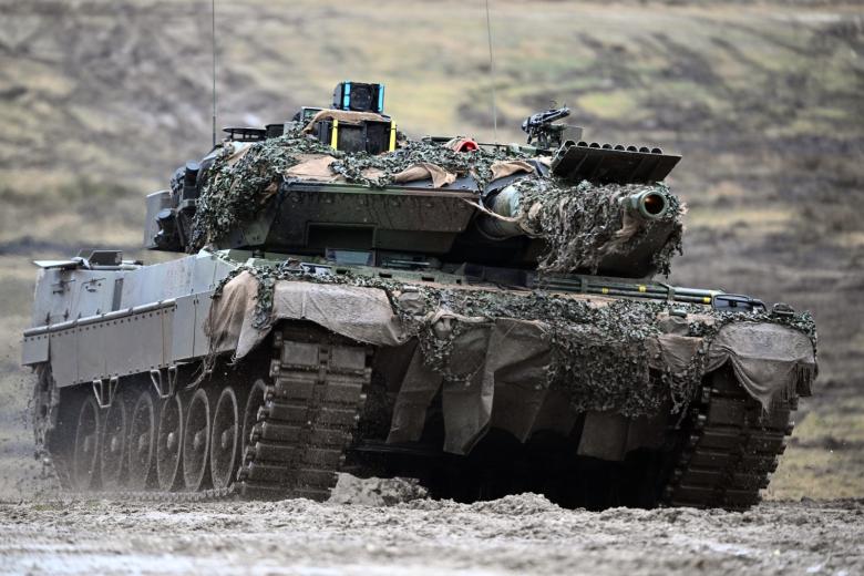 Танк Leopard 2A6