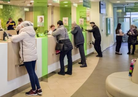 Крупные банки РФ могут стать центрами выдачи электронных подписей