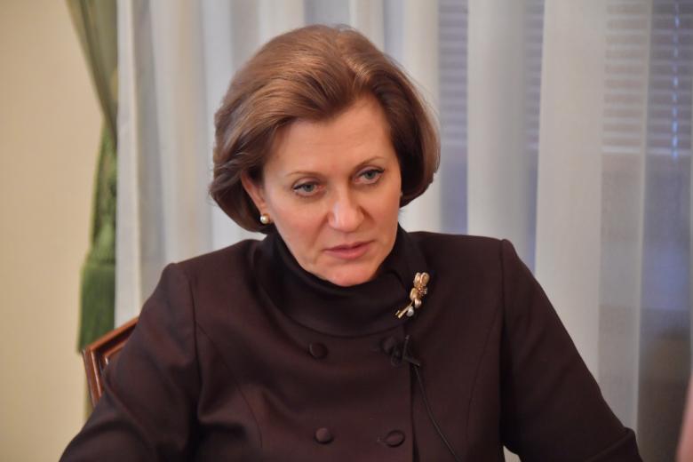 Анна Попова