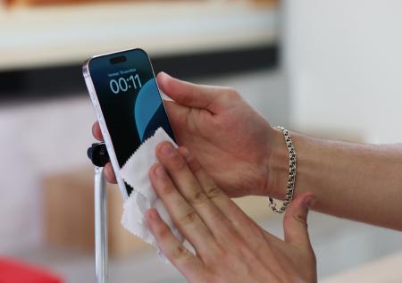 Урожай «яблок»: фото с презентации iPhone 16 в Москве