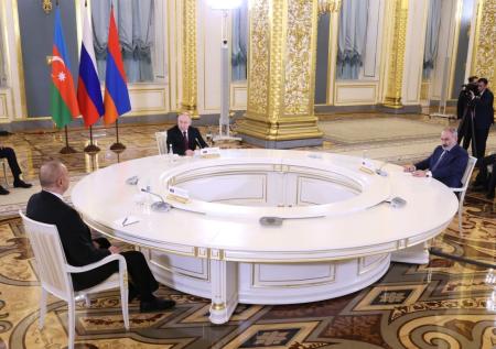Пашинян остался недоволен итогами переговоров в Москве