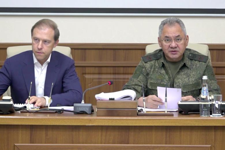 Денис Мантуров и Сергей Шойгу