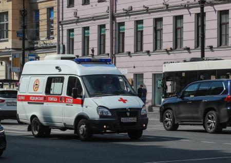 Маленький мальчик врезался на гидроцикле в берег под Петербургом