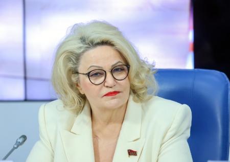 «Перестала реагировать»: Останина оценила законопроект о сталкинге