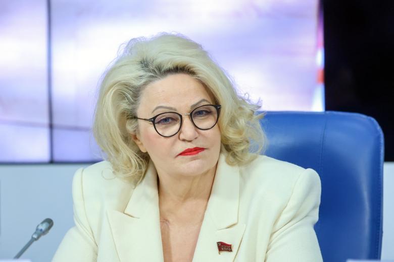 Нина Останина