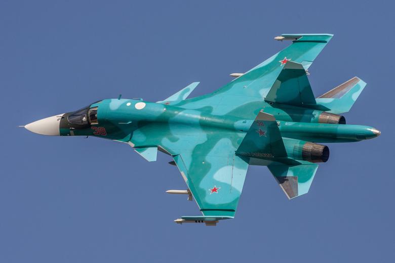 Бомбардировщик Су-34