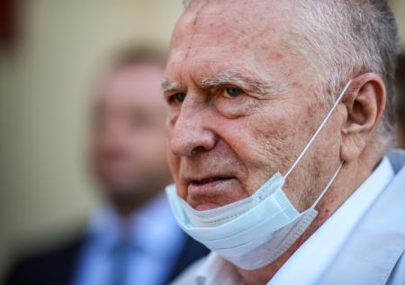 Жириновский станет одним из первых обладателей электронного паспорта