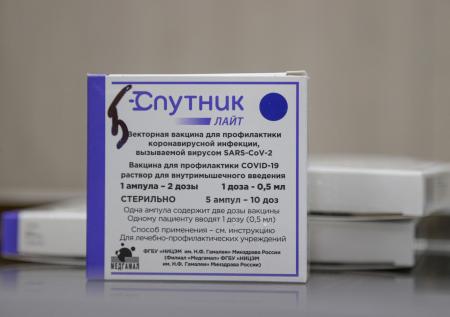 Вакцину от коронавируса «Спутник Лайт» одобрили в Бенине