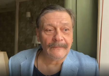 Звезду «Кухни» жёстко раскритиковали за стихи о параде Победы