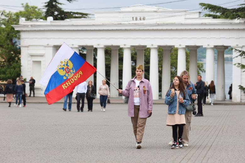 Празднование 80-й годовщины освобождения Севастополя от немецко-фашистских захватчиков и 79-й годовщины победы в Великой Отечественной войне в Севастополе