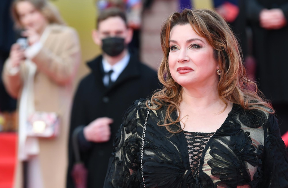 Увела Кузьмина у Пугачевой, родила от дворника: как живет Вера Сотникова